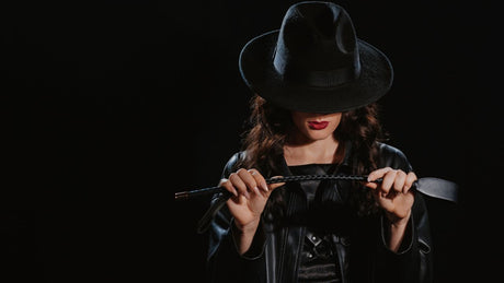 How to Choose a BDSM Crop