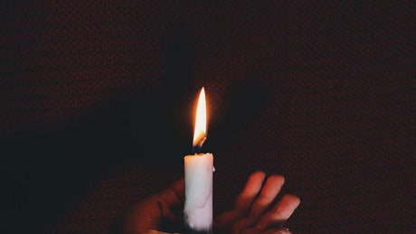 How to Choose Wax Play Candles