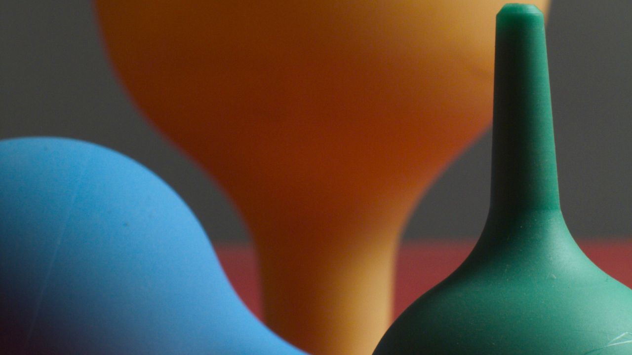 How to Choose & Use an Anal Douche