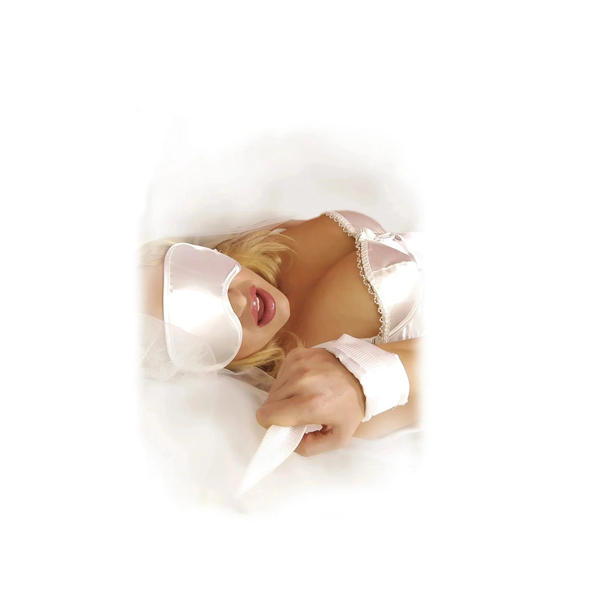 Fetish Fantasy Series Honeymoon Bondage Kit