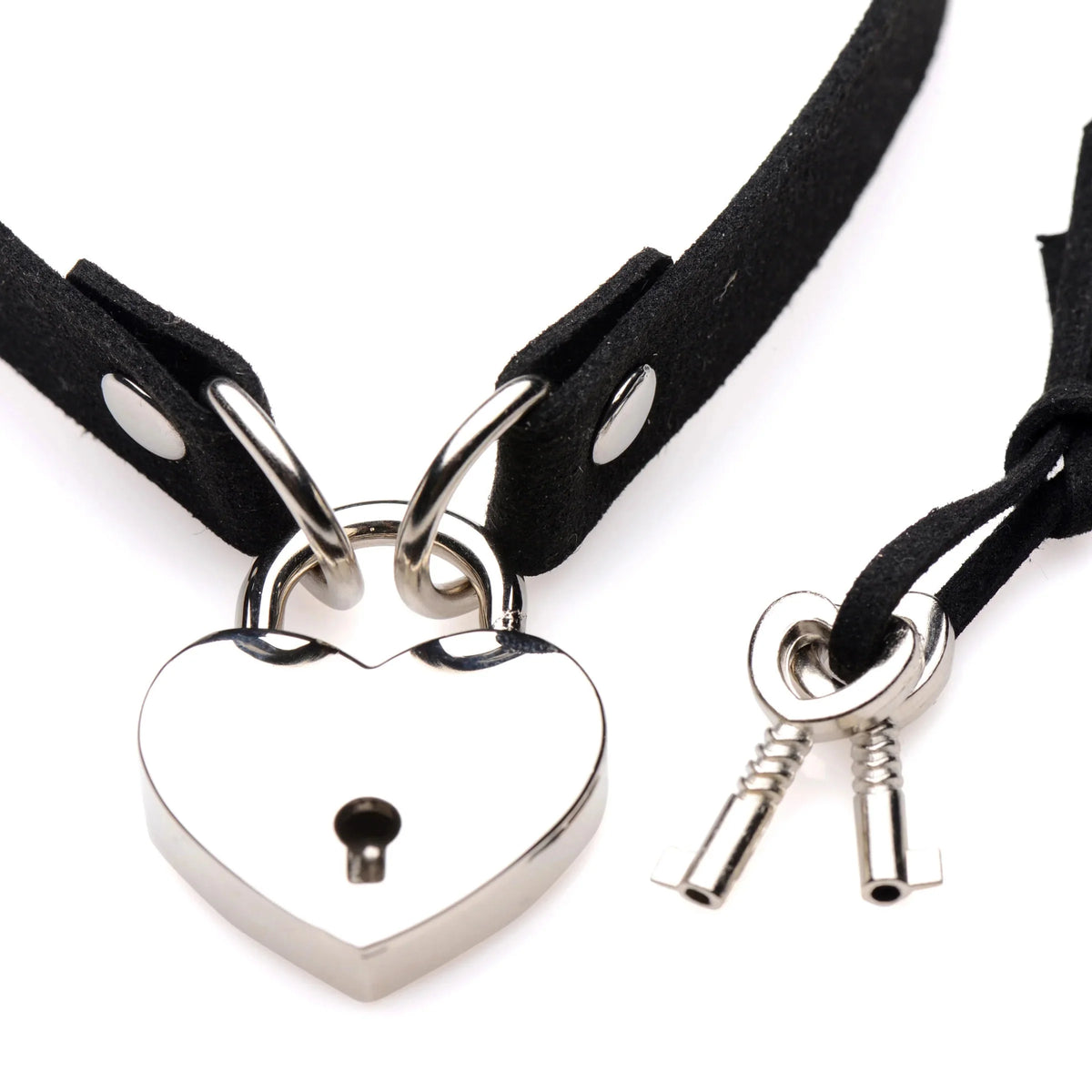 Lock-It Heart Choker
