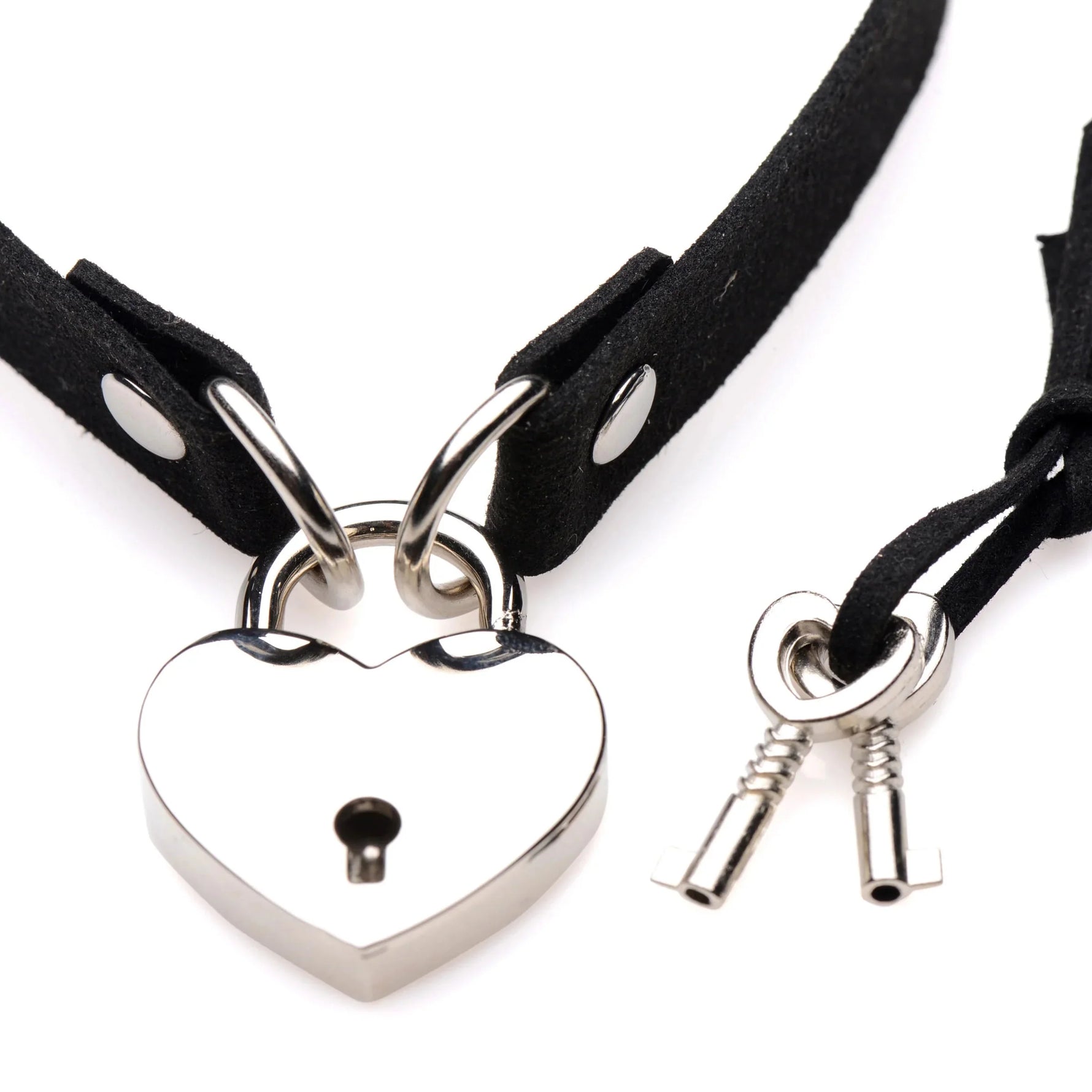 Lock-It Heart Choker