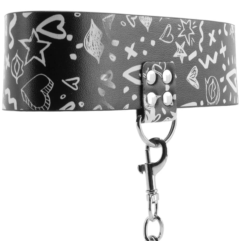 Ouch Love Street Art Leash & Collar