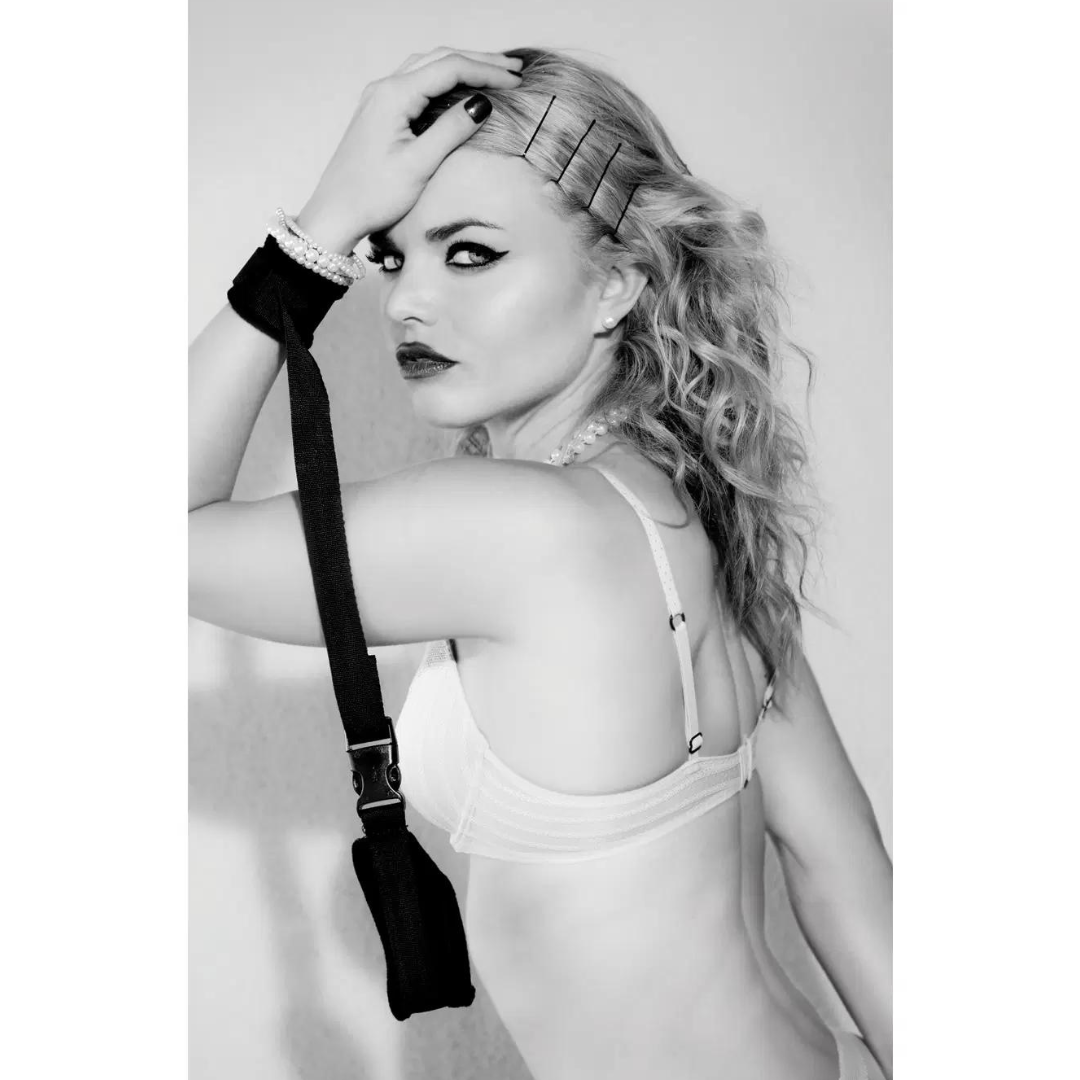 Sex & Mischief Adjustable Handcuffs