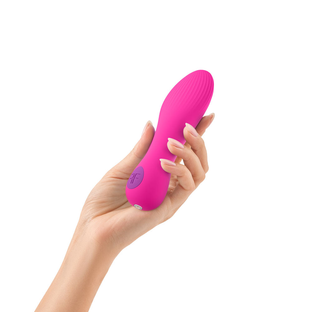 How to Use a Small Vibrator (2026 Guide) - HotCherry How to Use a Small Vibrator (2026 Guide) - HotCherry