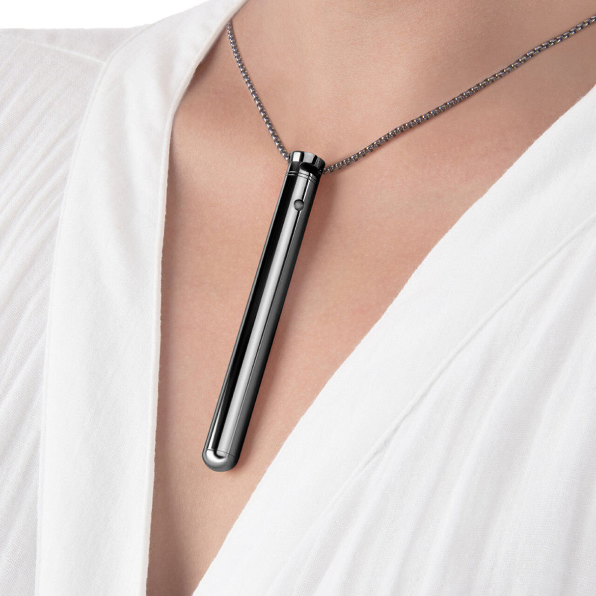 Le Wand Rechargeable Necklace Vibrator